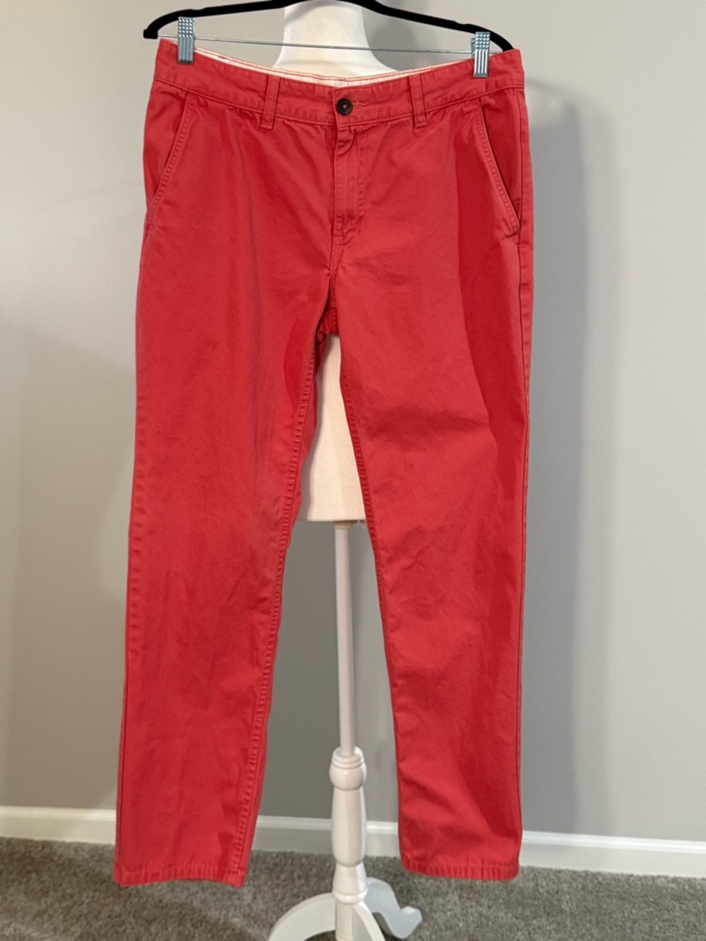 Men's Jackthreads Salmon Chino Pants - Classic Casual Style